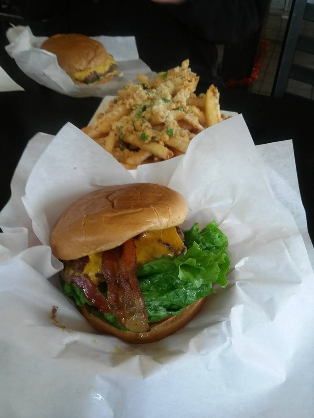 The Original Red Onion | restaurant | 2870 Pinole Valley Rd, Pinole, CA 94564, USA | 5107589462 OR +1 510-758-9462