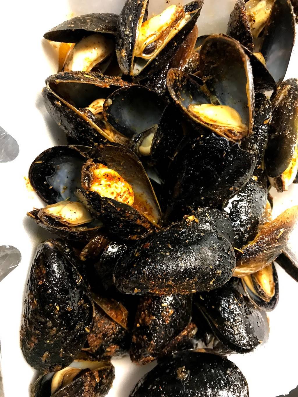 Phillys Seafood | restaurant | 6802 Torresdale Ave, Philadelphia, PA 19135, USA | 2153337787 OR +1 215-333-7787