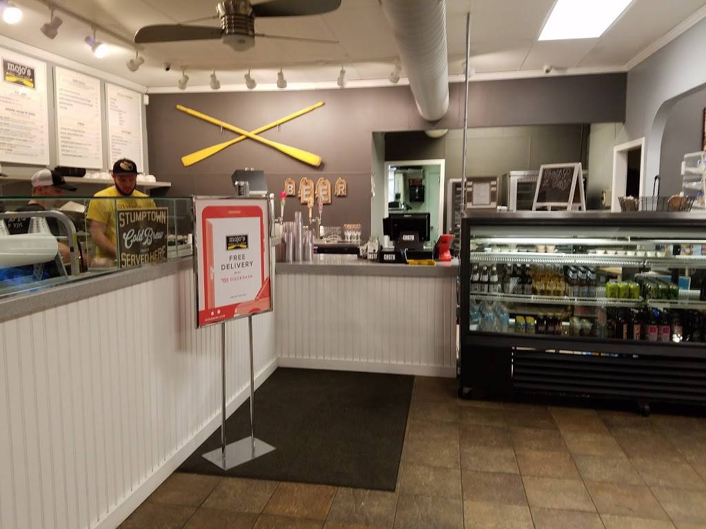 mojos east coast eats | restaurant | 2758 Maple Ave, Downers Grove, IL 60515, USA | 6307962832 OR +1 630-796-2832