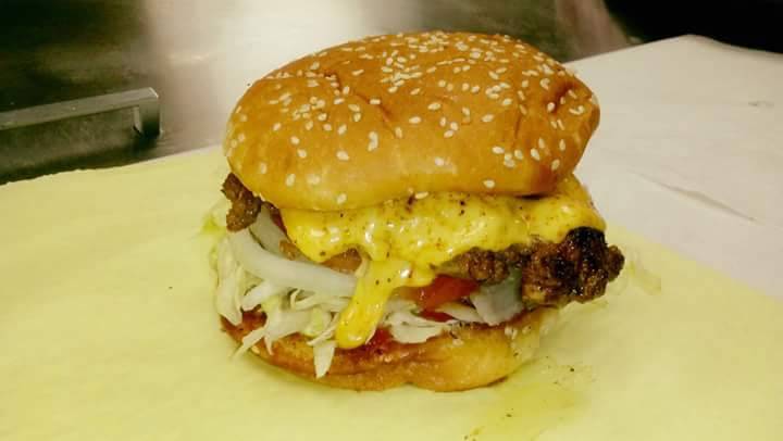 bobs cajun boil | restaurant | 15356 La Paz Dr, Victorville, CA 92395, USA | 7602410333 OR +1 760-241-0333