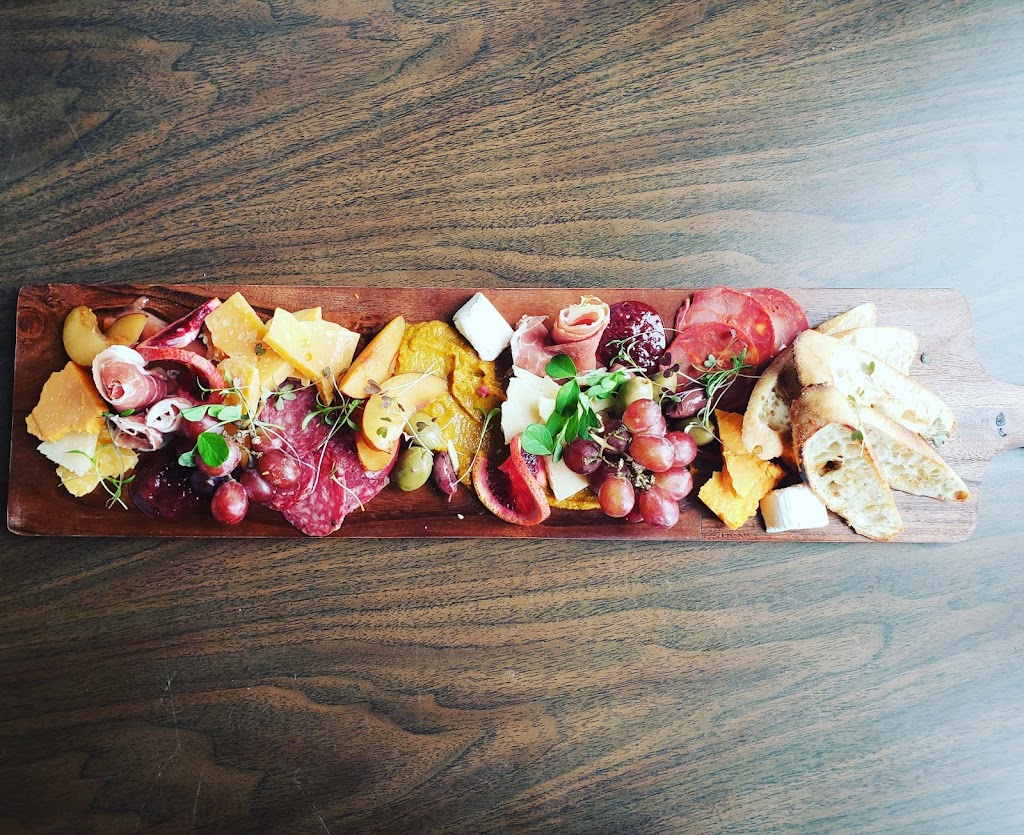 Sugar Pine Specialty Grocery + Restaurant | restaurant | 1920 S Coffman St, Longmont, CO 80504, USA | 3038273763 OR +1 303-827-3763