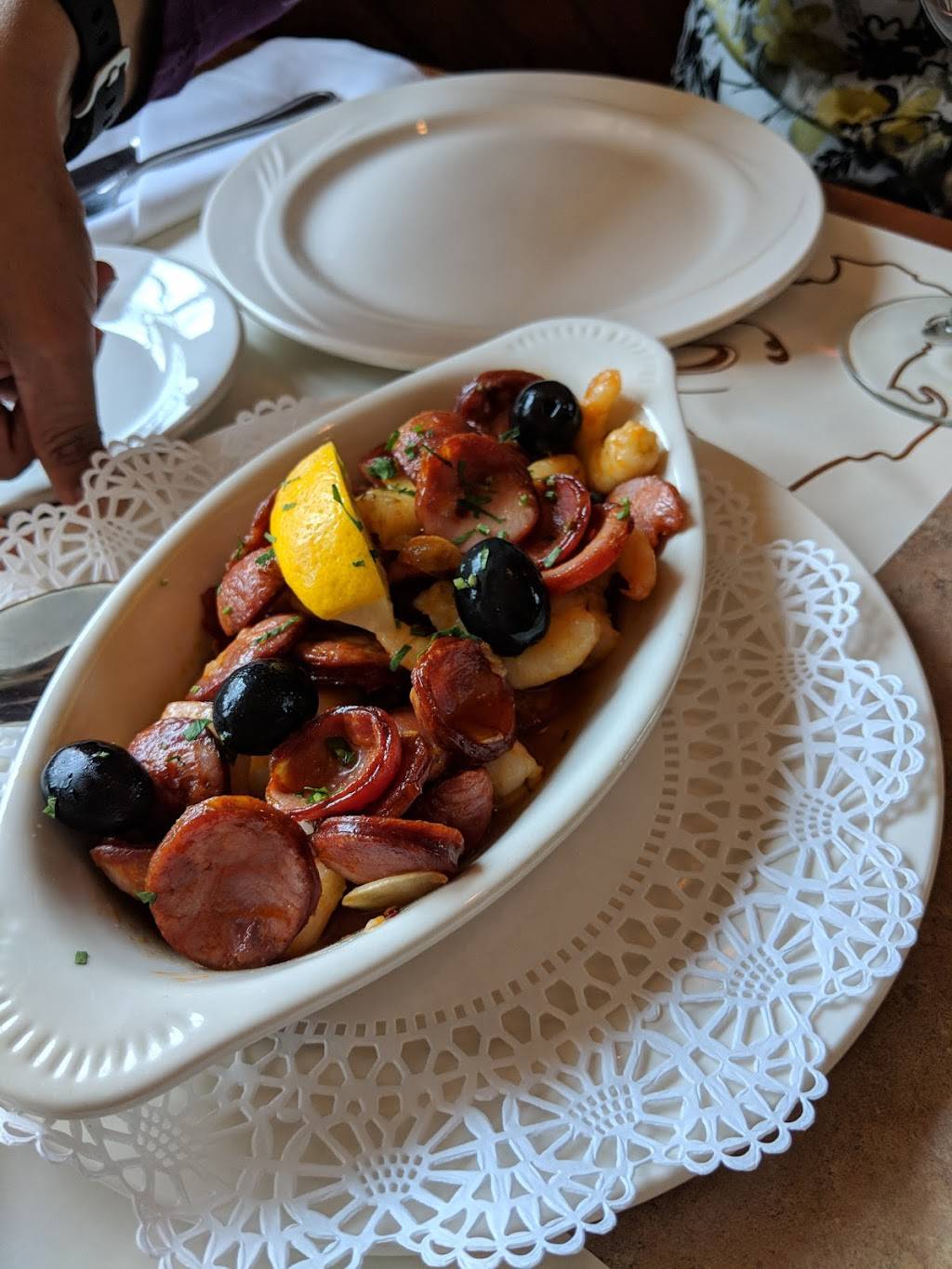 Taste of Portugal | restaurant | 148 Delancey Street, Newark, NJ 07105, USA | 9732740600 OR +1 973-274-0600