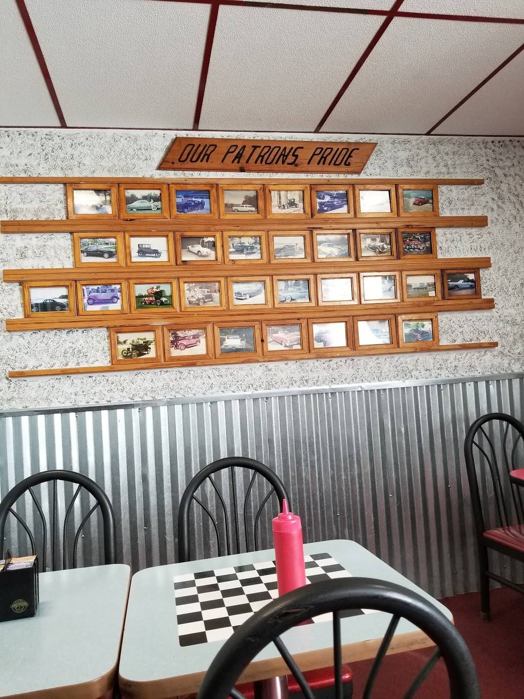 Andys Drive-In | restaurant | 2929 Roosevelt Rd, Kenosha, WI 53143, USA | 2626582067 OR +1 262-658-2067