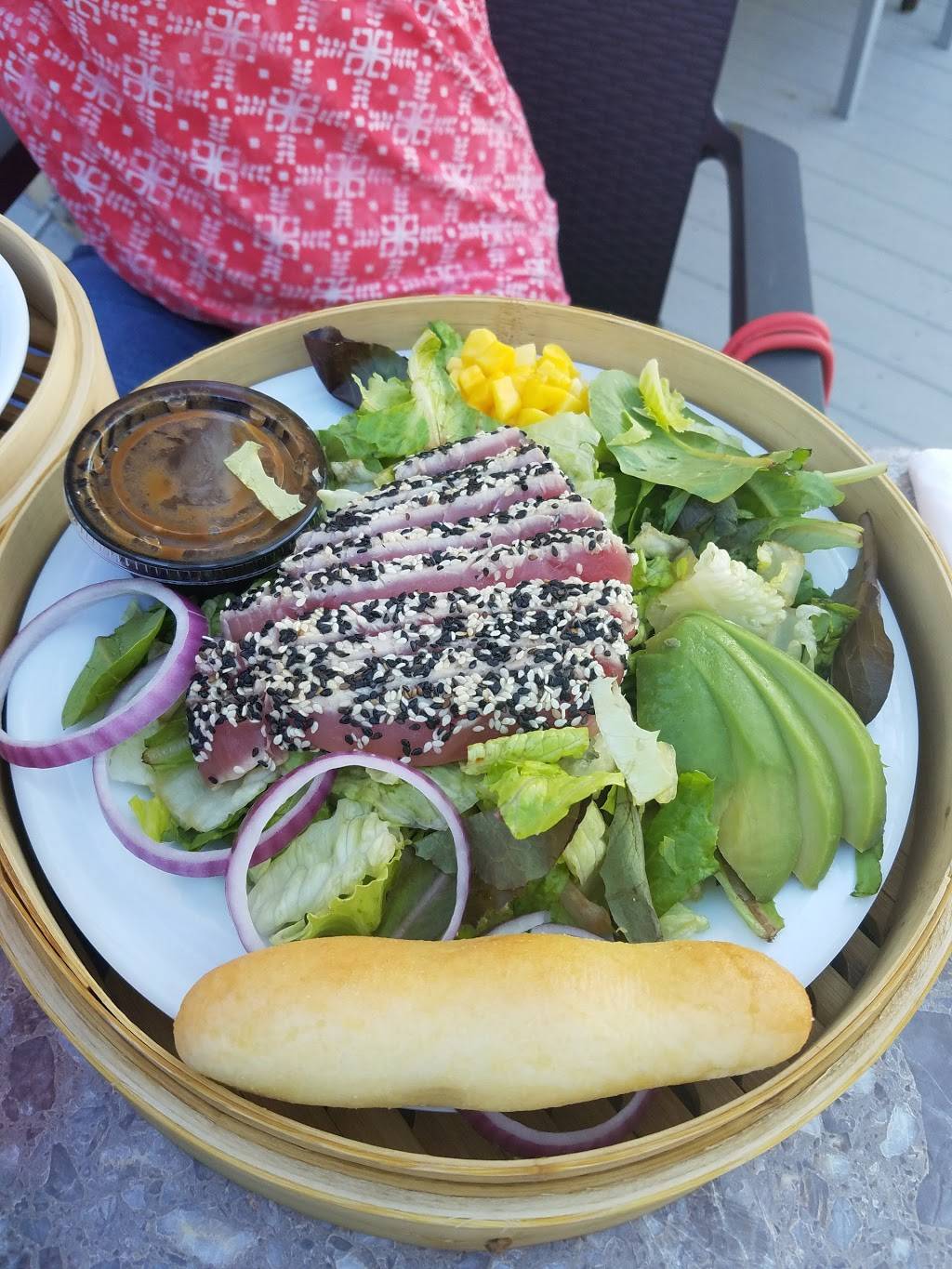 Fishlips Waterfront Bar & Grill | restaurant | 610 Glen Cheek Dr, Port Canaveral, FL 32920, USA | 3217844533 OR +1 321-784-4533