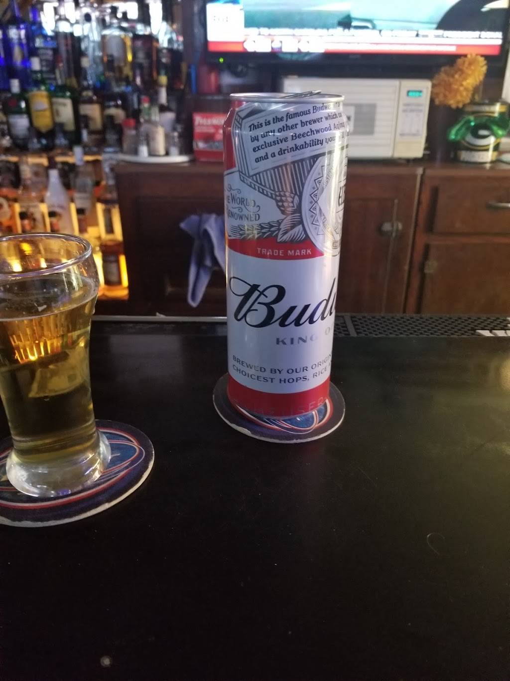 Jerrys Bar | restaurant | 2300 Hall Ave, Marinette, WI 54143, USA | 7157353399 OR +1 715-735-3399