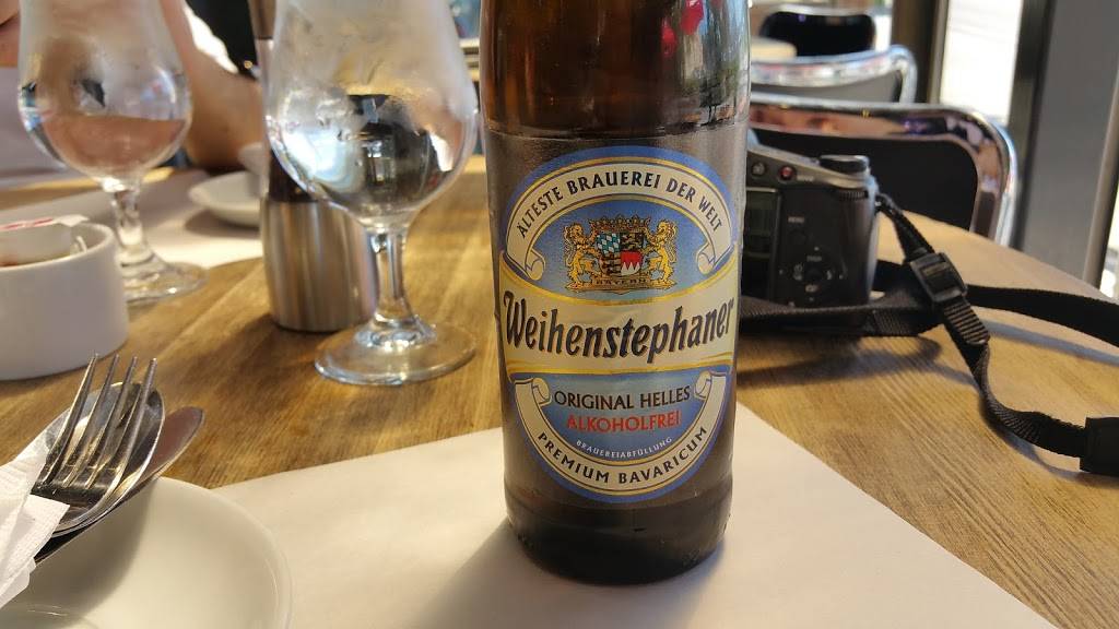 Bistro de la Gare | restaurant | 248 Rue Lindsay, Drummondville, QC J2C 1P1, Canada | 8194770877 OR +1 819-477-0877