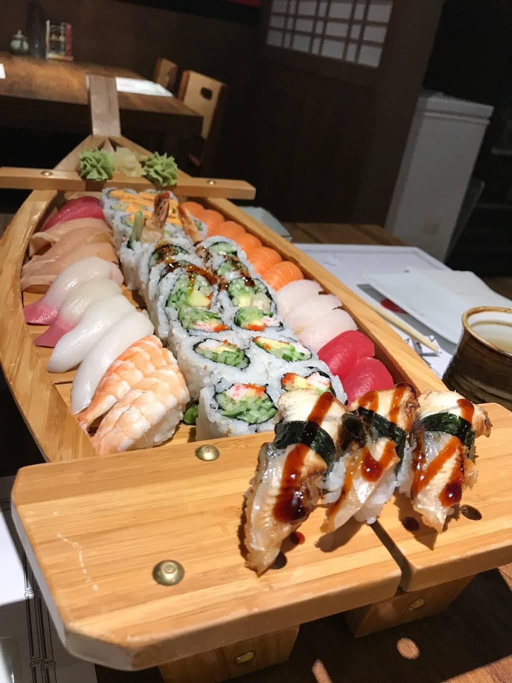 Hamaru Sushi | restaurant | 1865 Leslie St, North York, ON M3B 2M3, Canada | 6473522425 OR +1 647-352-2425