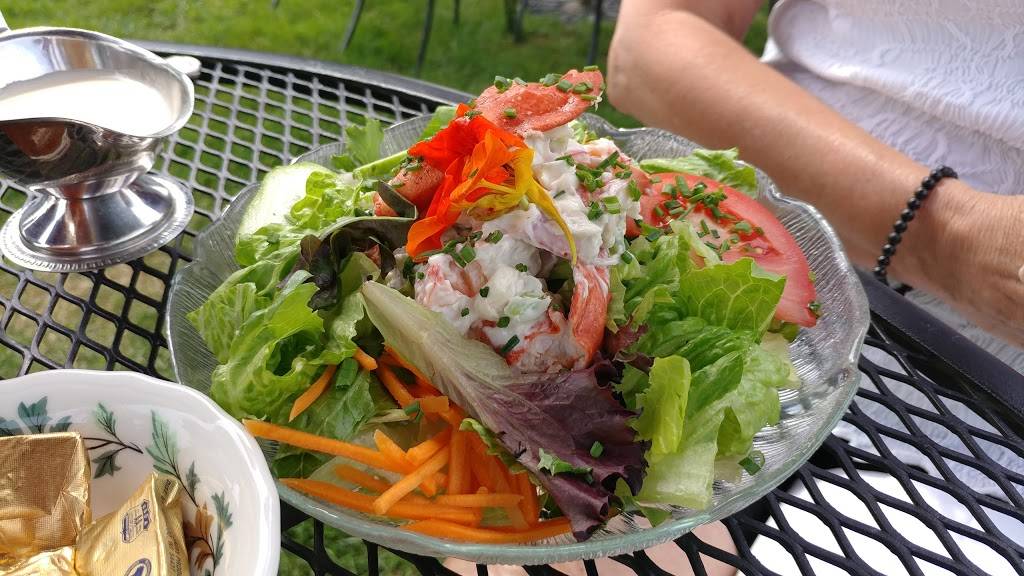 Salem Cross Inn | restaurant | 260 W Main St, West Brookfield, MA 01585, USA | 5088672345 OR +1 508-867-2345