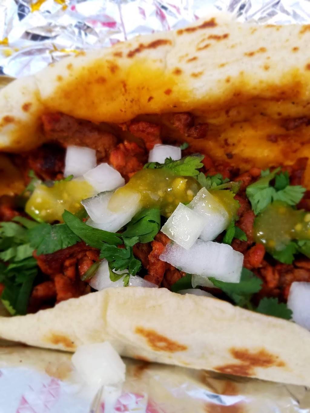 Noes Cafe | restaurant | 1912 N Austin St, Seguin, TX 78155, USA | 8304915319 OR +1 830-491-5319