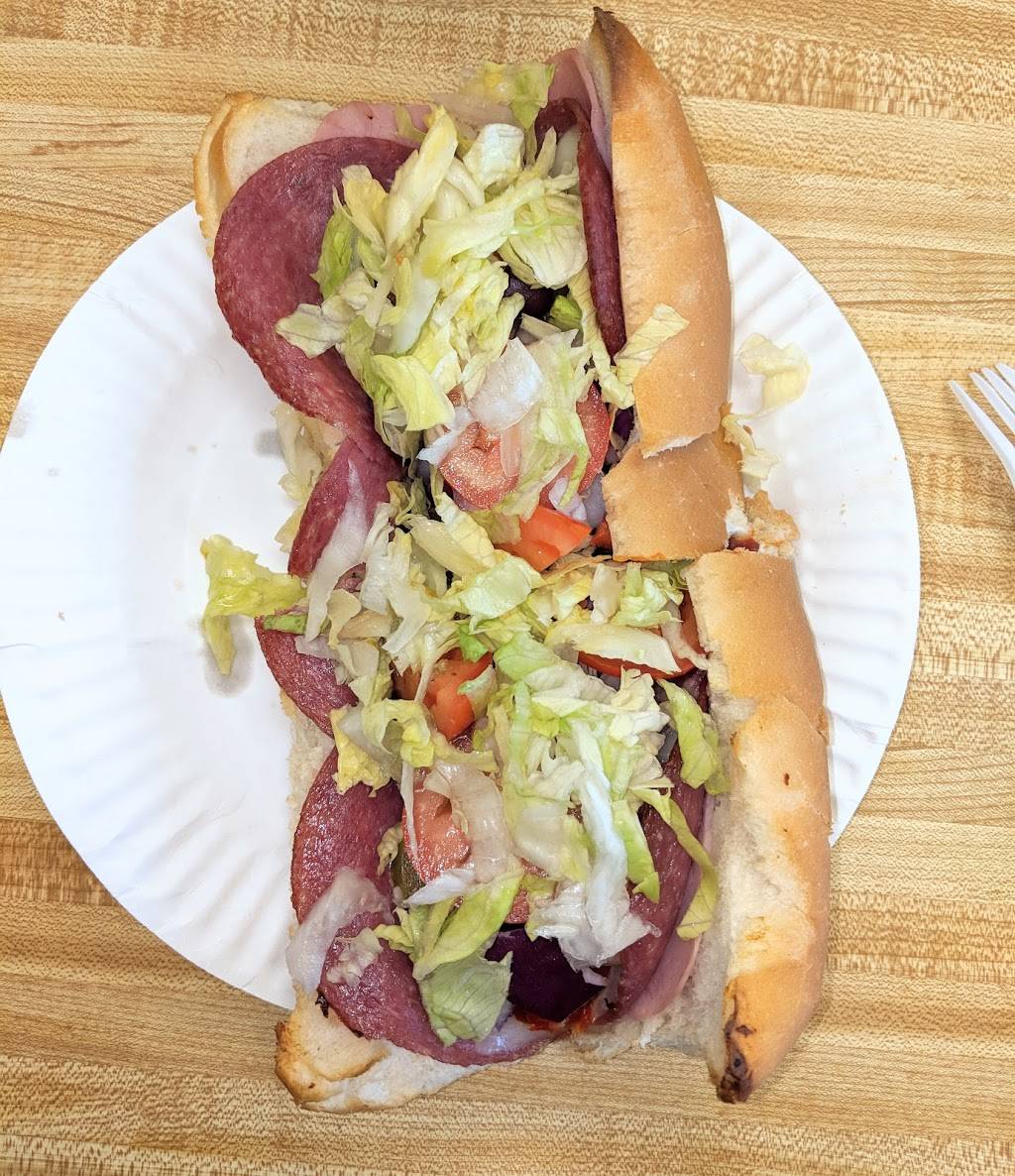 Pizza Plus | meal delivery | 16 N Main St, Natick, MA 01760, USA | 5086557140 OR +1 508-655-7140