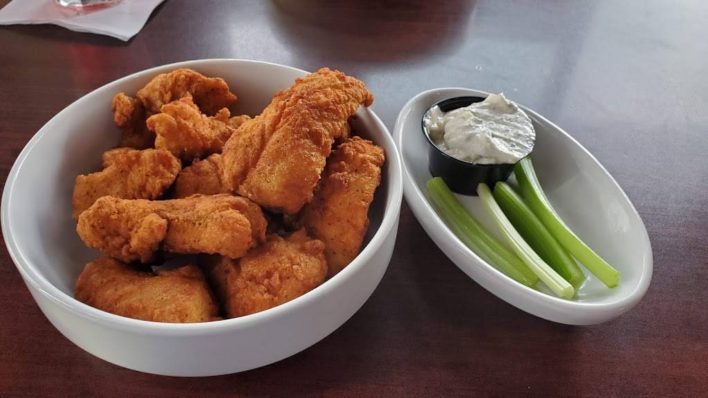 Mavrix Restaurant & Bar | restaurant | 50308 Schoenherr Rd, Shelby Charter Twp, MI 48315, USA | 5865320148 OR +1 586-532-0148