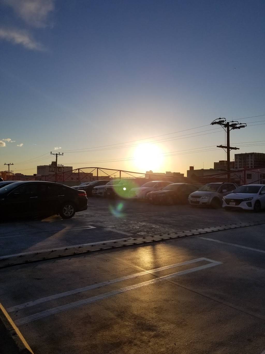 Hong Kong Ban Jum | restaurant | 735 E 12th St, Los Angeles, CA 90021, USA | 2137461555 OR +1 213-746-1555