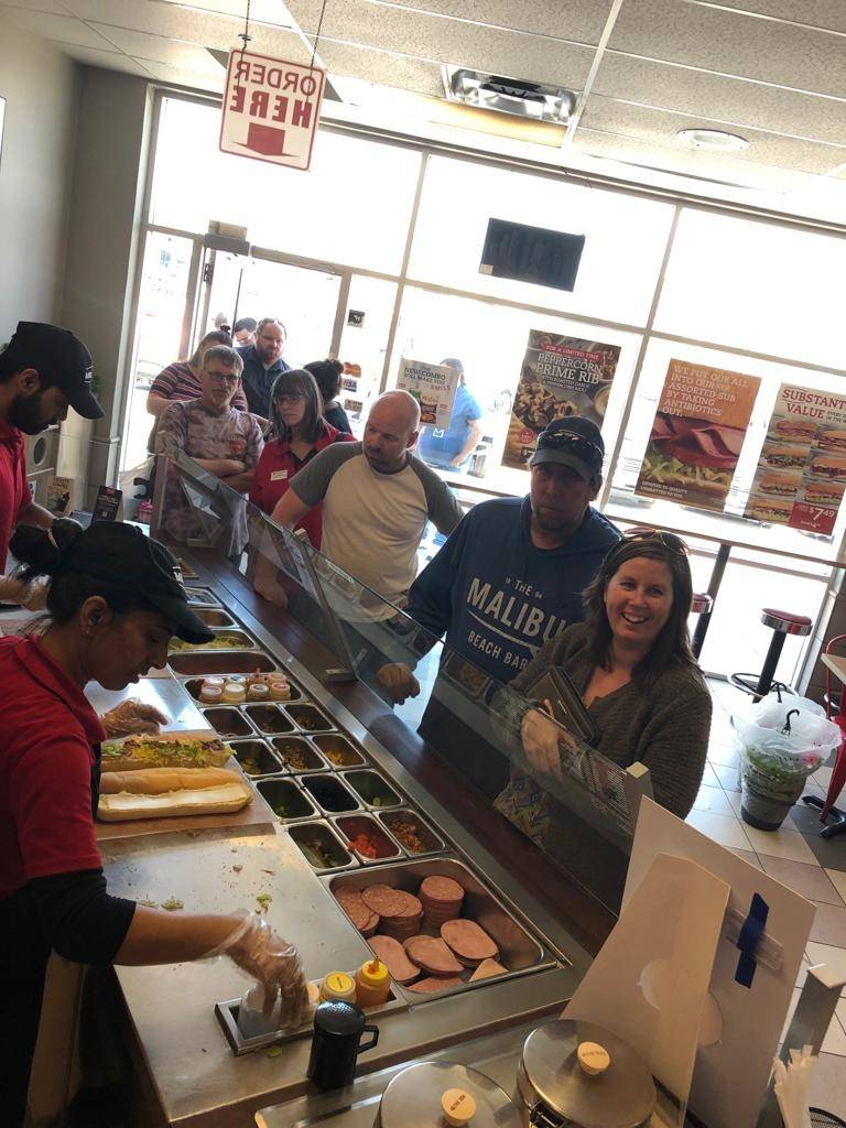 Mr. Sub | restaurant | 410 Fairview Dr, Brantford, ON N3R 7V7, Canada | 5197563999 OR +1 519-756-3999