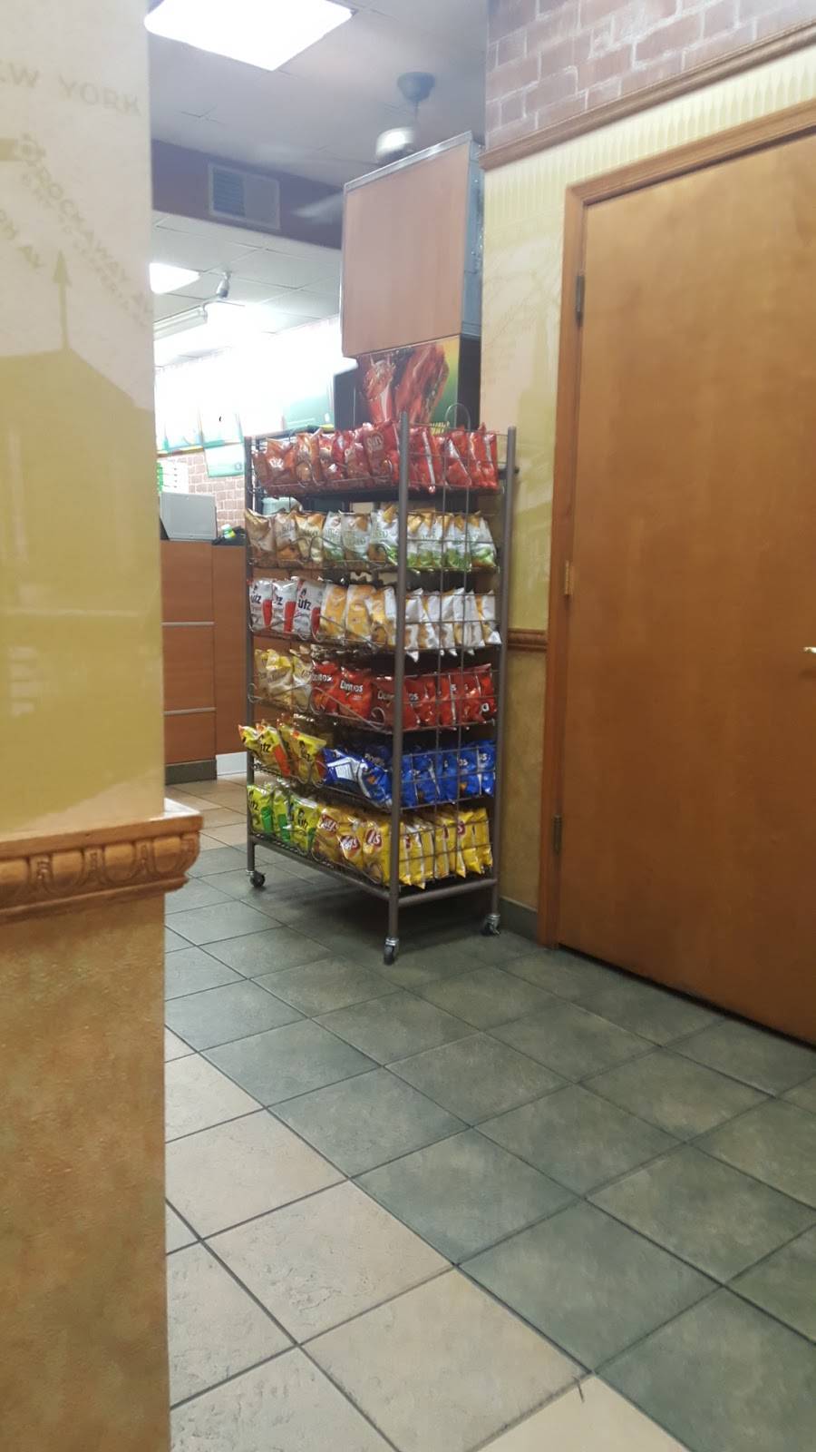 Subway | restaurant | 900 N 3rd St, Harrisburg, PA 17102, USA | 7179017827 OR +1 717-901-7827