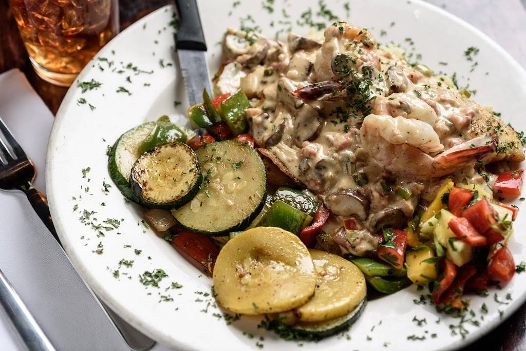 Tia Juanitas Fish Camp | restaurant | 723 Ryan St, Lake Charles, LA 70601, USA | 3376026140 OR +1 337-602-6140