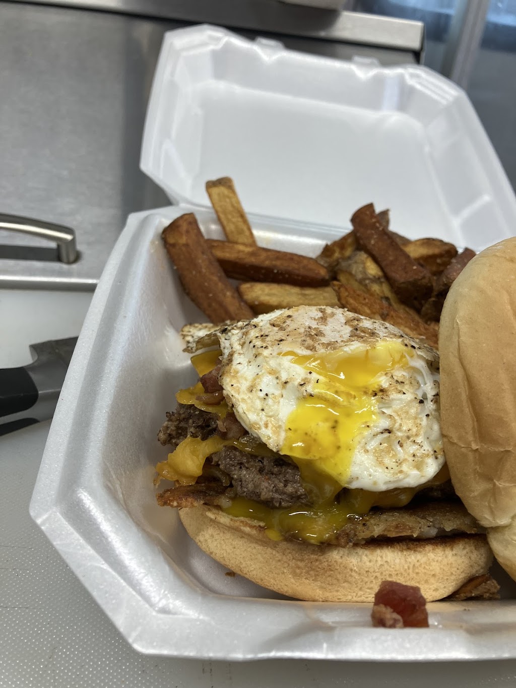 Slappin McGees LLC | restaurant | 5023 S 86th E Ave, Tulsa, OK 74145, USA | 9188101491 OR +1 918-810-1491