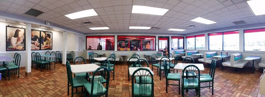 Burger King | restaurant | 3276 Center Rd, Brunswick, OH 44212, USA | 3302733360 OR +1 330-273-3360