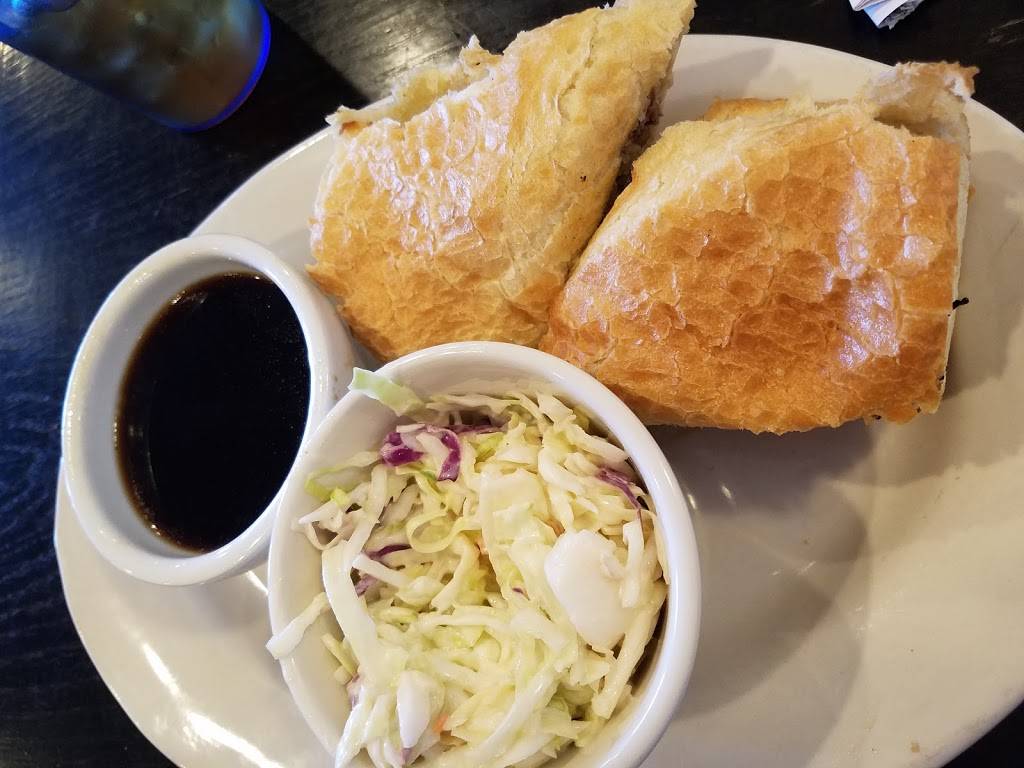 E.L.F. Grill | restaurant | 102 8th St, Dacono, CO 80514, USA | 7203795690 OR +1 720-379-5690