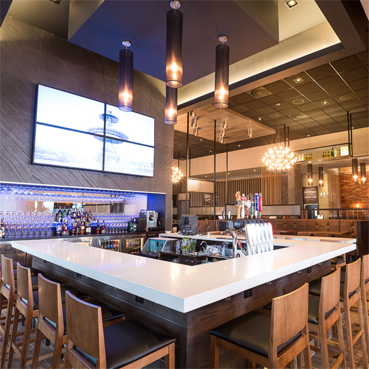 Rôtisserie St-Hubert | restaurant | 125 Boulevard Saint-Joseph, Drummondville, QC J2C 2A5, Canada | 8194775555 OR +1 819-477-5555