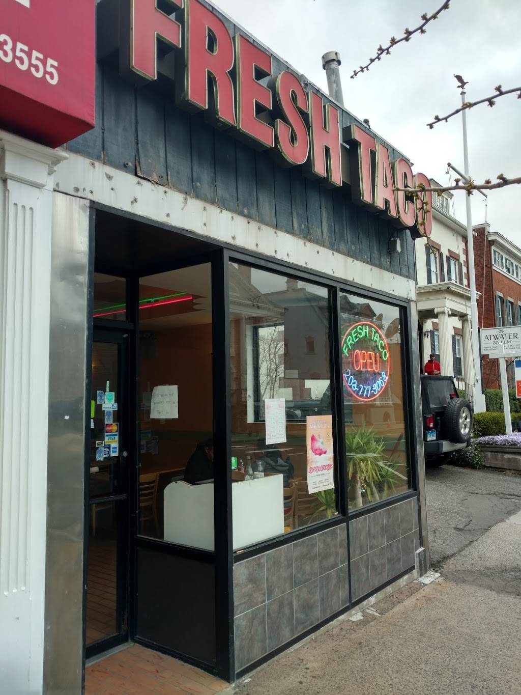 Fresh Taco | restaurant | 39 Elm St, New Haven, CT 06510, USA | 2037773068 OR +1 203-777-3068