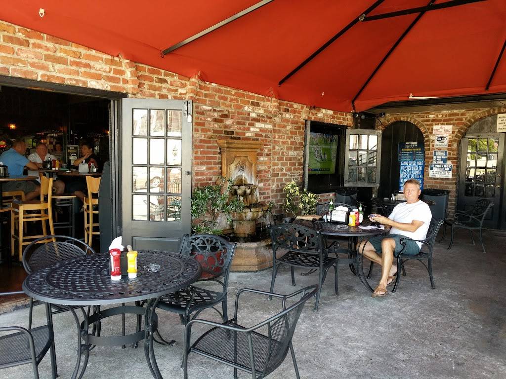 The Harbor Bar & Grill | restaurant | 3024 17th St, Metairie, LA 70002, USA | 5048324117 OR +1 504-832-4117