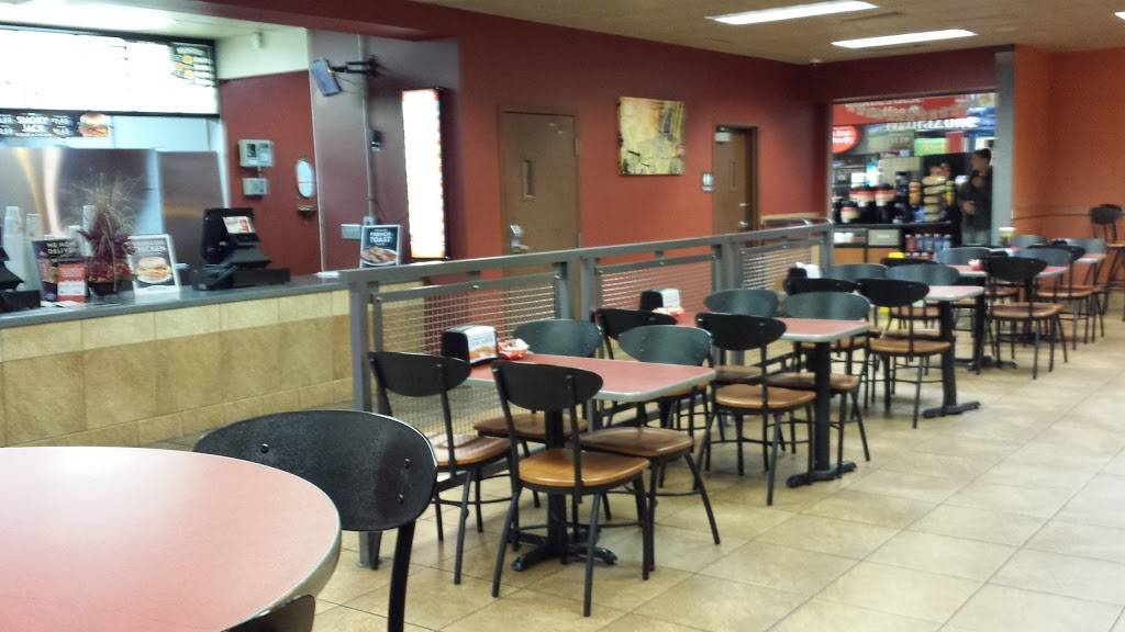 Jack in the Box | restaurant | 3500 E Philadelphia St, Ontario, CA 91761, USA | 9099235966 OR +1 909-923-5966