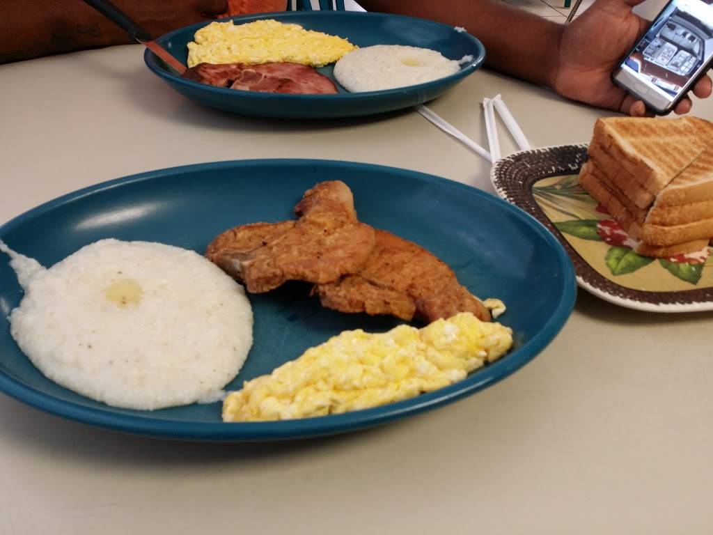 Marthas Restaurant | restaurant | 5202 N Nebraska Ave, Tampa, FL 33603, USA | 8132391819 OR +1 813-239-1819