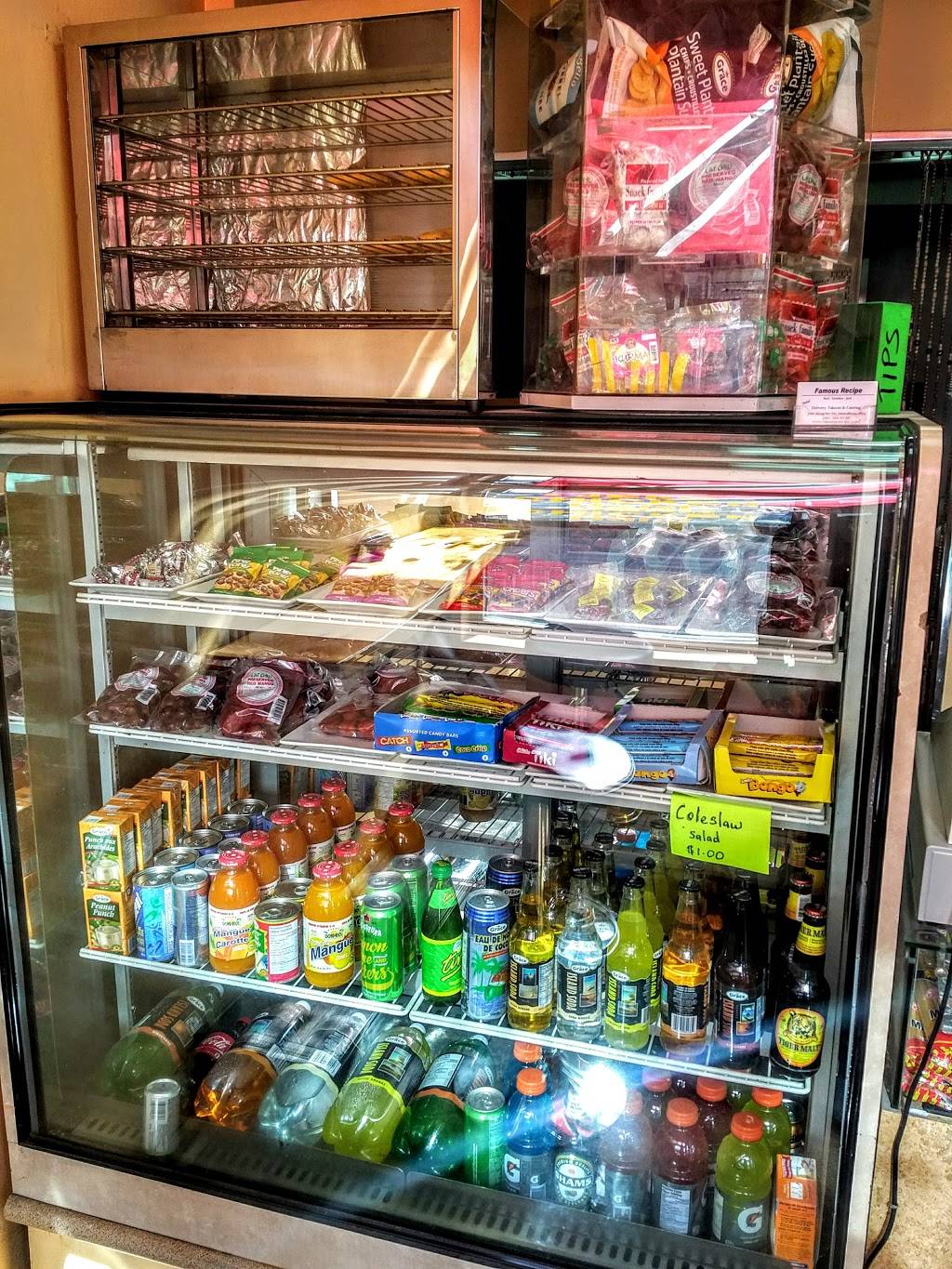 Famous Recipe | restaurant | 158 King St W, Hamilton, ON L8P 1A5, Canada | 2893899740 OR +1 289-389-9740