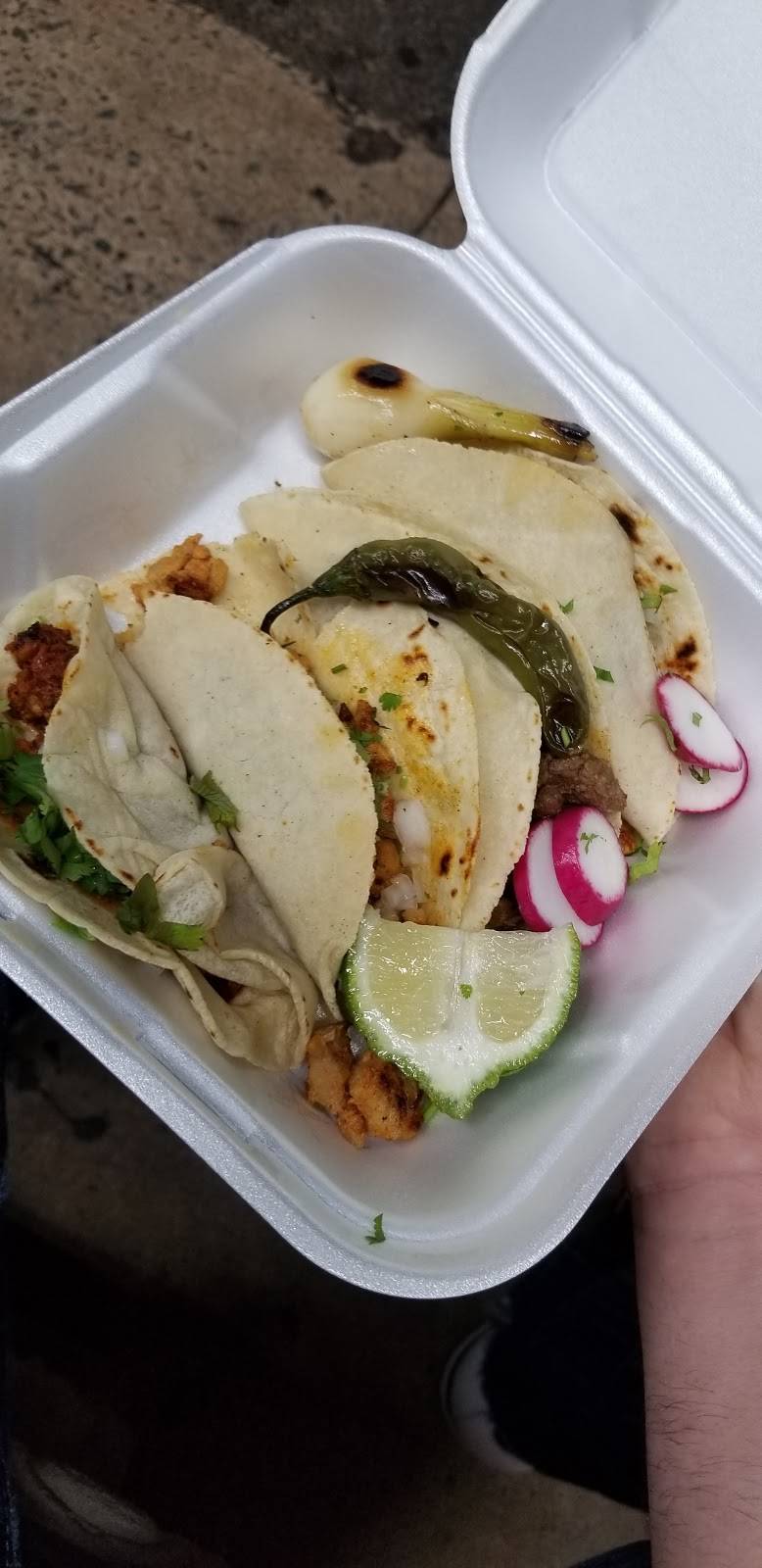 Tacos El Nevado | restaurant | 4715 Central Ave, Charlotte, NC 28205, USA | 7045634667 OR +1 704-563-4667