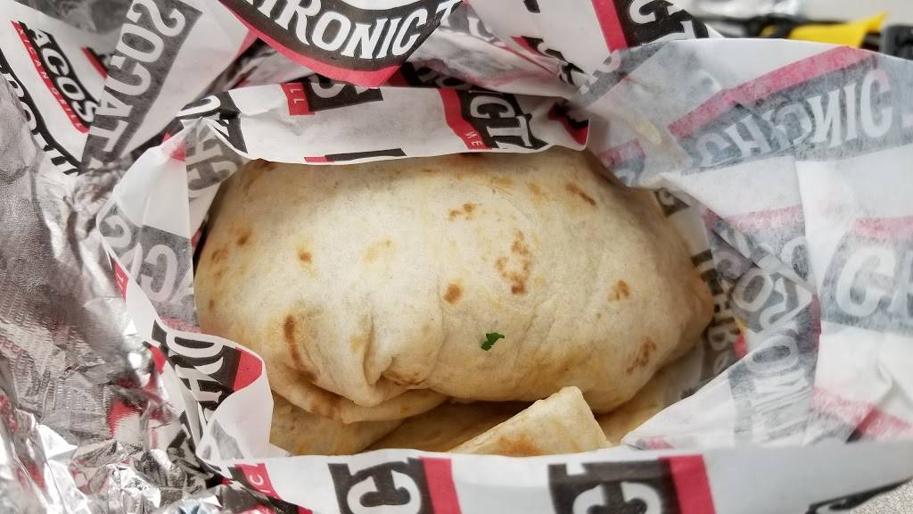 Chronic Tacos | restaurant | 900 University Ave, Riverside, CA 92521, USA | 9518275728 OR +1 951-827-5728