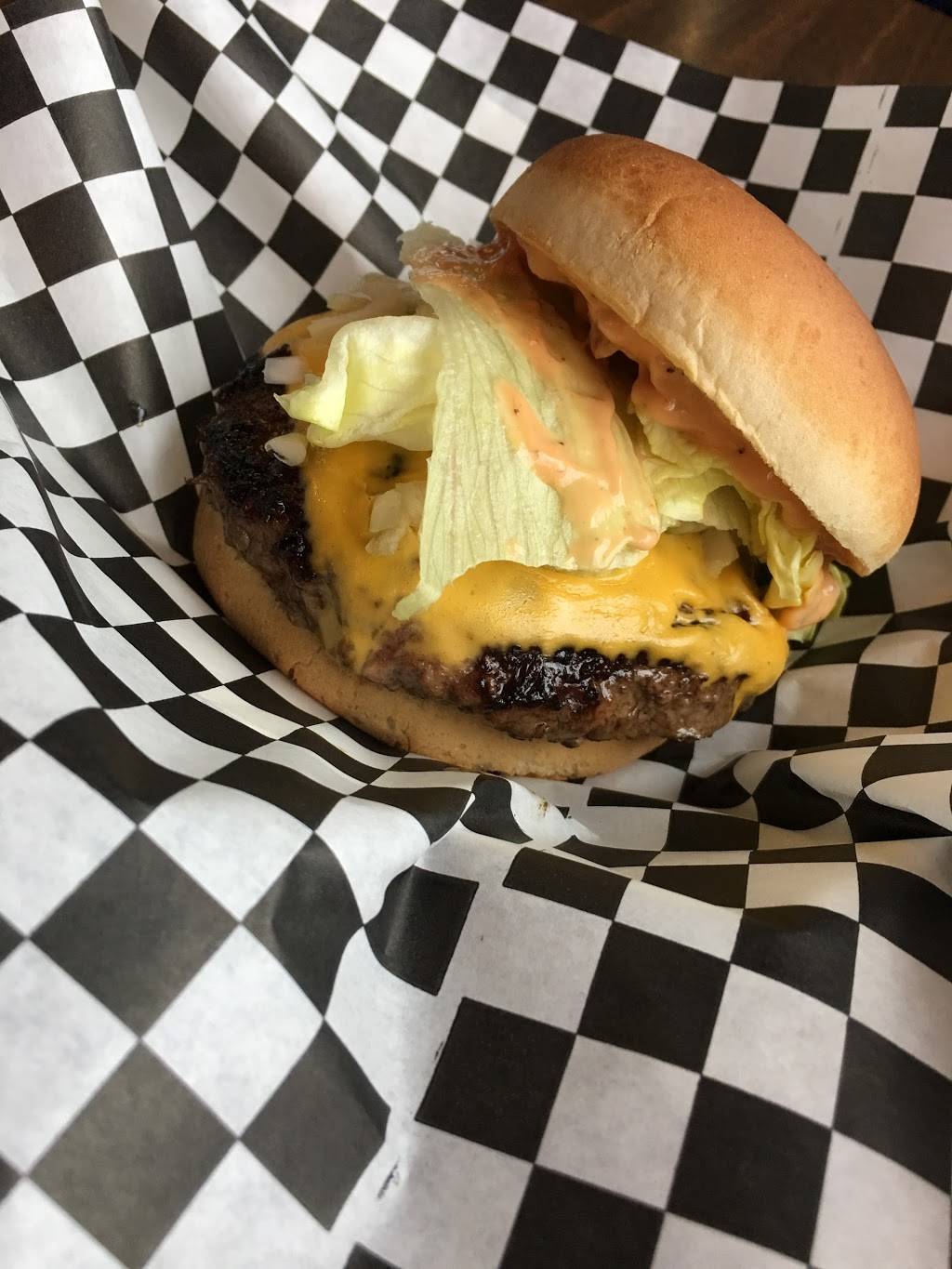 Nate Doggs | restaurant | 2944 National Pike, Chalkhill, PA 15421, USA | 7244382193 OR +1 724-438-2193