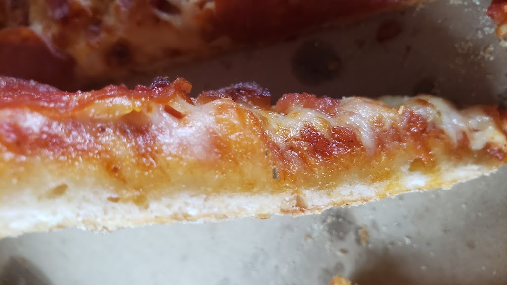 Dominos Pizza | meal delivery | 1495 US-97, Madras, OR 97741, USA | 5415461555 OR +1 541-546-1555