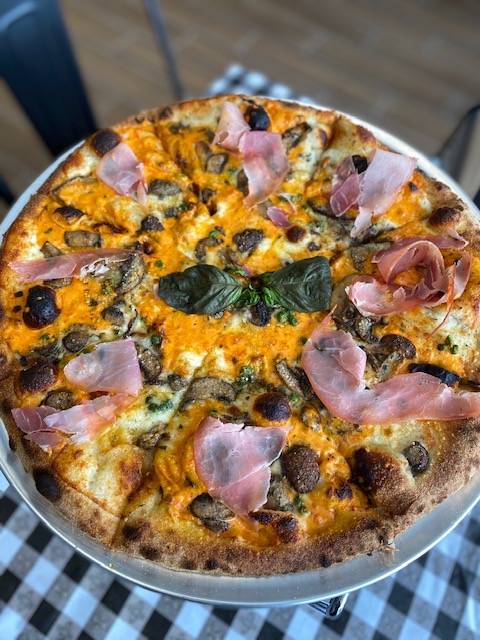 Foresthill brick oven pizza | restaurant | 905 W Linebaugh Ave, Tampa, FL 33612, USA | 8135597452 OR +1 813-559-7452