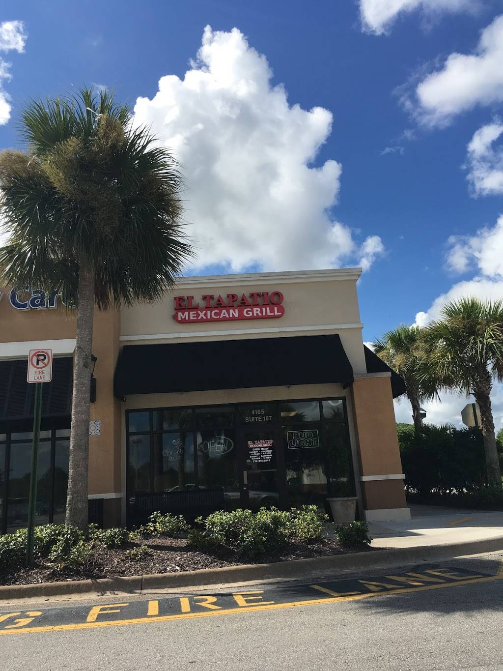 South Point | shopping mall | 4125 9th St SW, Vero Beach, FL 32968, USA | 5616302300 OR +1 561-630-2300