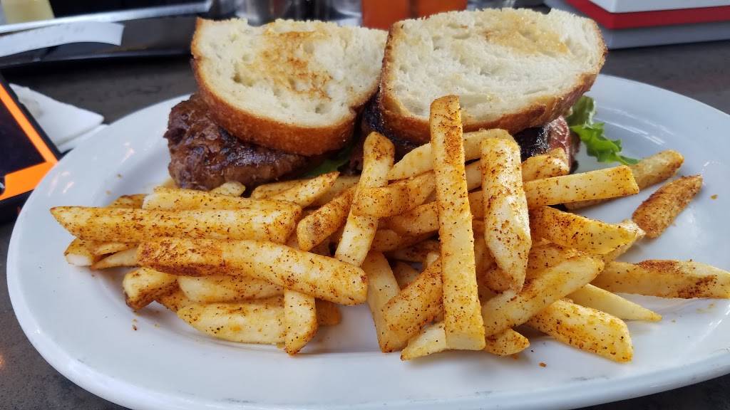 American Junkie | night club | 68 Pier Ave, Hermosa Beach, CA 90254, USA | 3103764412 OR +1 310-376-4412