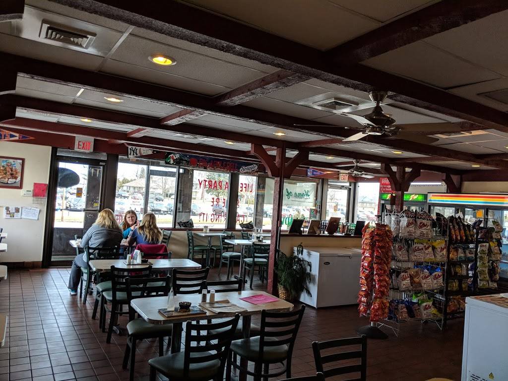 Big Apple Deli | restaurant | 2118 Woodville Rd, Oregon, OH 43616, USA | 4196982344 OR +1 419-698-2344