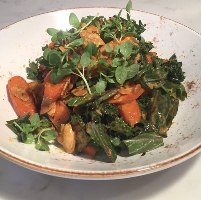 Le Petit Marché | restaurant | 5665 Melrose Ave, Los Angeles, CA 90038, USA | 3233806557 OR +1 323-380-6557