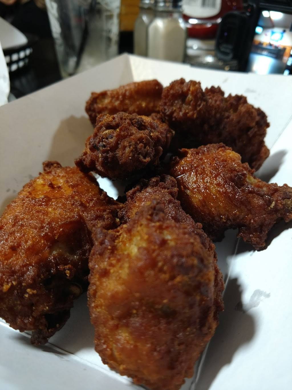 Big Guys | restaurant | 5869 Franklin Dr, Hartford, WI 53027, USA | 2624572200 OR +1 262-457-2200