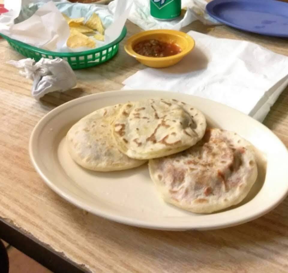 Mis Cazuelas | restaurant | 4933 Columbia Ave, Dallas, TX 75214, USA | 2148267454 OR +1 214-826-7454