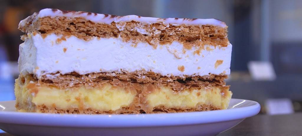 Aux Beaux Tilleuls | bakery | 478 Av Victoria, Saint-Lambert, QC J4P 2J2, Canada | 4506716042 OR +1 450-671-6042