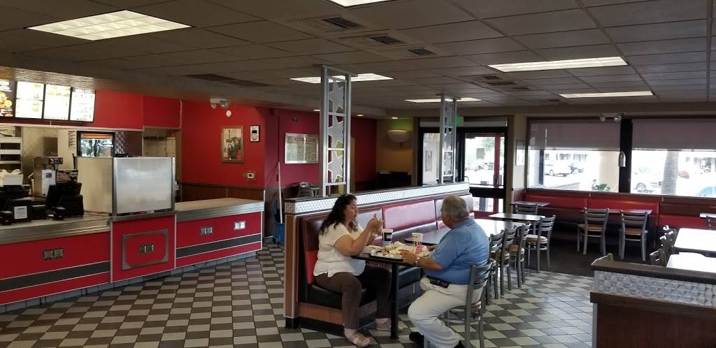 Carls Jr. | restaurant | 2520 N Palm Canyon Dr, Palm Springs, CA 92262, USA | 7603251795 OR +1 760-325-1795