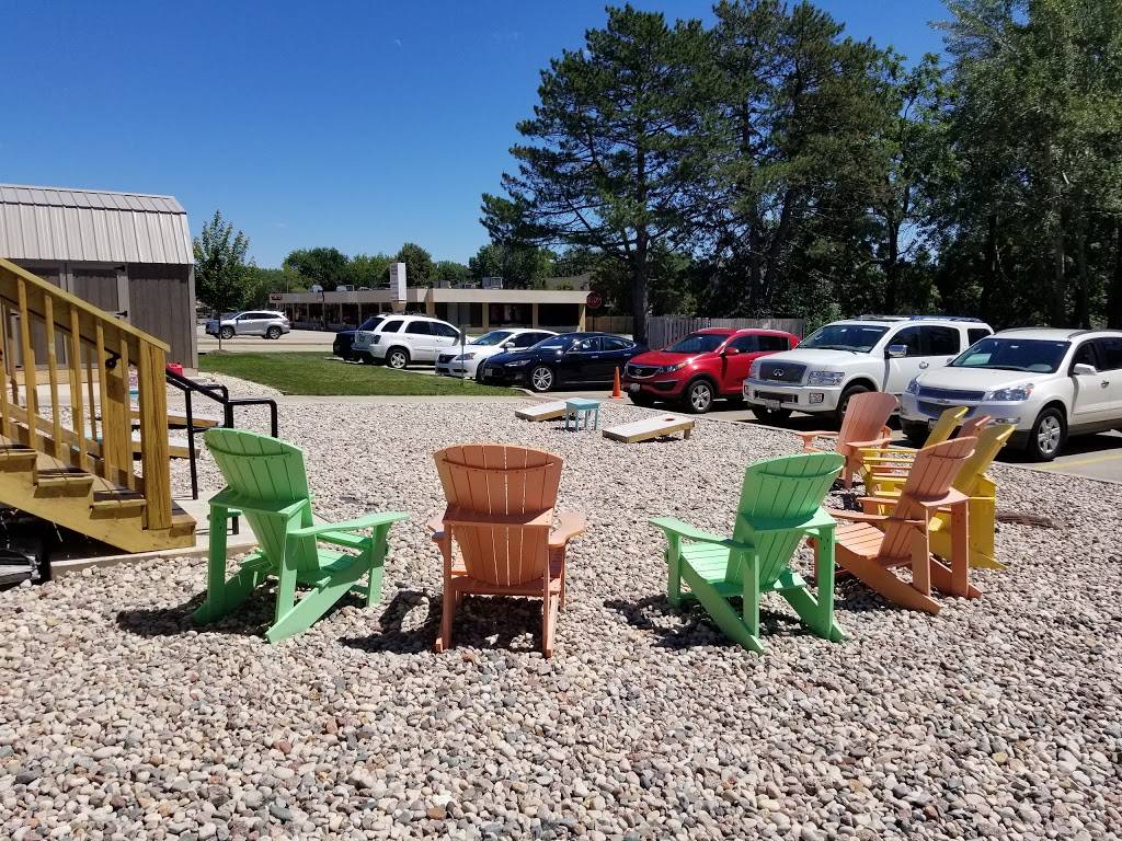 Brandts of Palatine | restaurant | 807 W Northwest Hwy, Palatine, IL 60067, USA | 8474964388 OR +1 847-496-4388