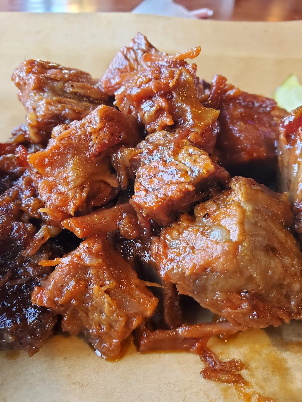 BrickHouse BBQ & Brew | restaurant | 24 E 2nd St, Liberal, KS 67901, USA | 6206049846 OR +1 620-604-9846