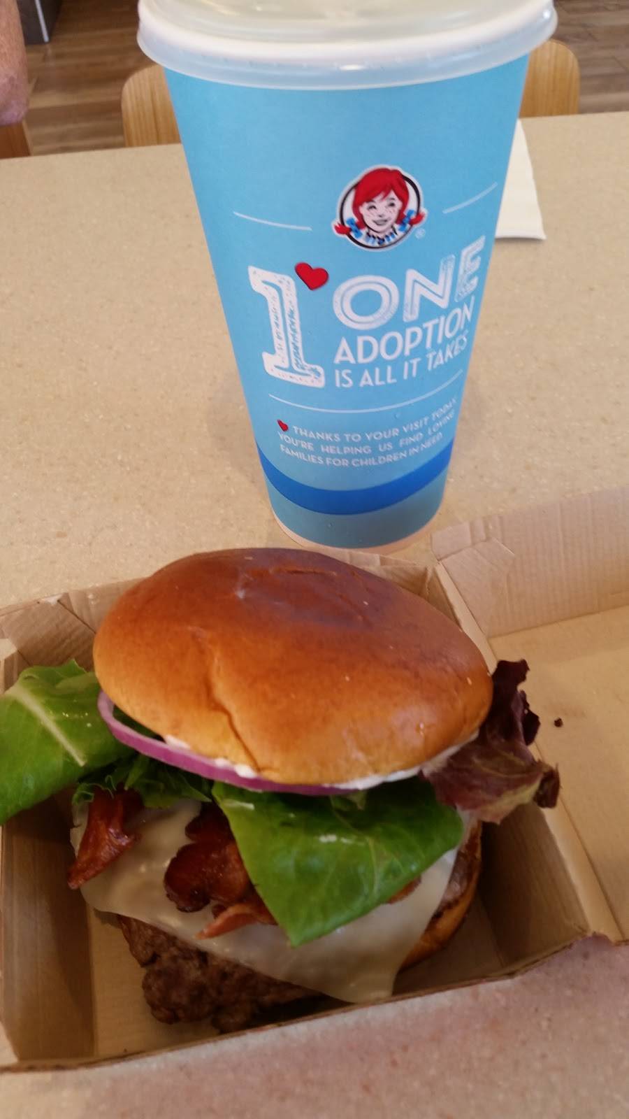 Wendys | restaurant | 205 S Miramar Ave, Indialantic, FL 32903, USA | 3217240800 OR +1 321-724-0800