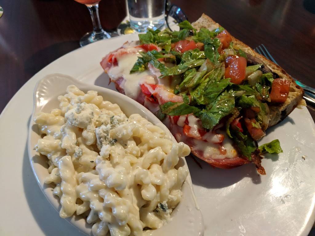 Lubo Wine Tasting Room | restaurant | 1658 Pleasure House Rd, Virginia Beach, VA 23455, USA | 7572162900 OR +1 757-216-2900