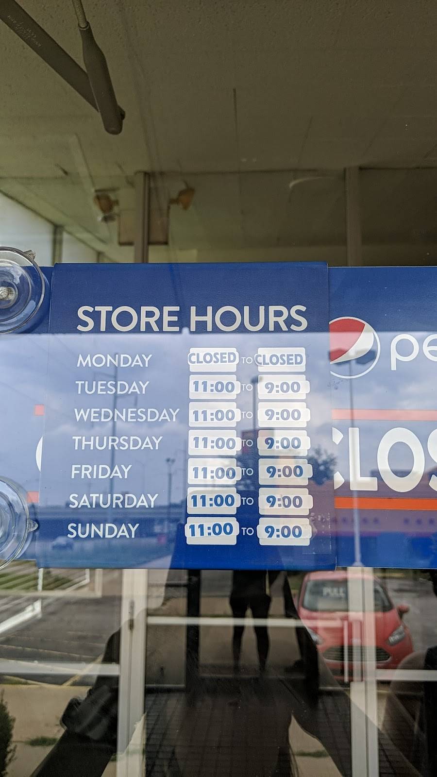 Forasteros Venezuelan and Mexican cuisine | restaurant | 11720 E 11th St, Tulsa, OK 74128, USA | 9184422229 OR +1 918-442-2229