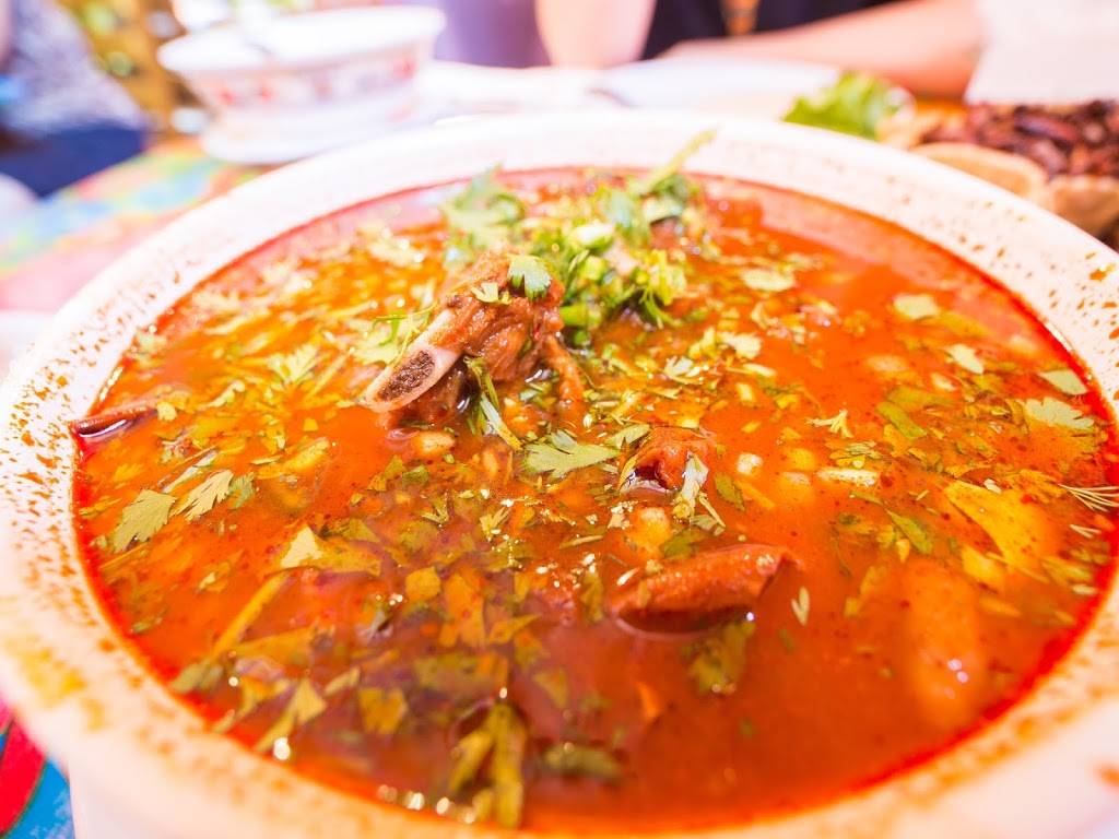 Guelaguetza Restaurante | restaurant | 3014 W Olympic Blvd, Los Angeles, CA 90006, USA | 2134270608 OR +1 213-427-0608