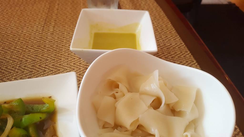 Dena Kitchen | restaurant | 3306 W Fullerton Ave, Chicago, IL 60647, USA | 7736973504 OR +1 773-697-3504