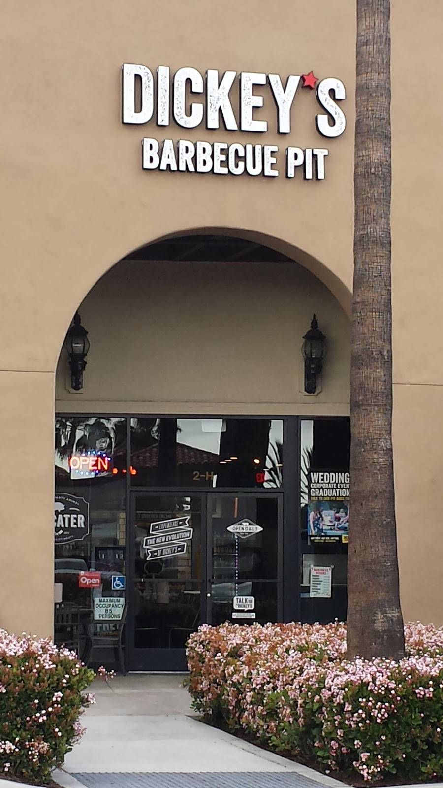 Dickeys Barbecue Pit | restaurant | 26761 Portola Pkwy, Foothill Ranch, CA 92610, USA | 9494703649 OR +1 949-470-3649