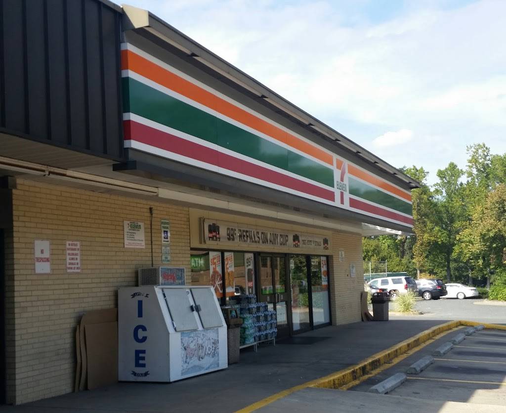 7-Eleven | bakery | 16170 Country Club Dr, Dumfries, VA 22025, USA | 7036702432 OR +1 703-670-2432
